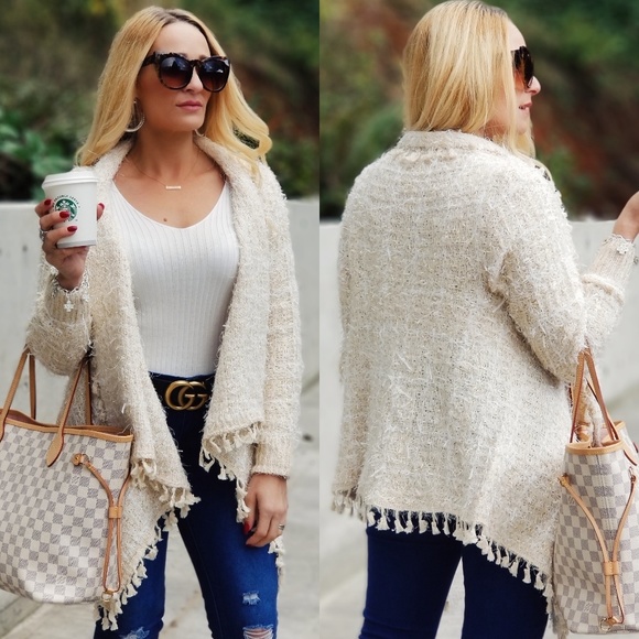 WATERFALL FRONT FUZZY COZY CARDIGAN GOLD- CREAM - Picture 2 of 4